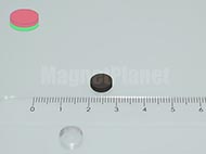 8x2 mm Y30 FERRIT m�gnes korong